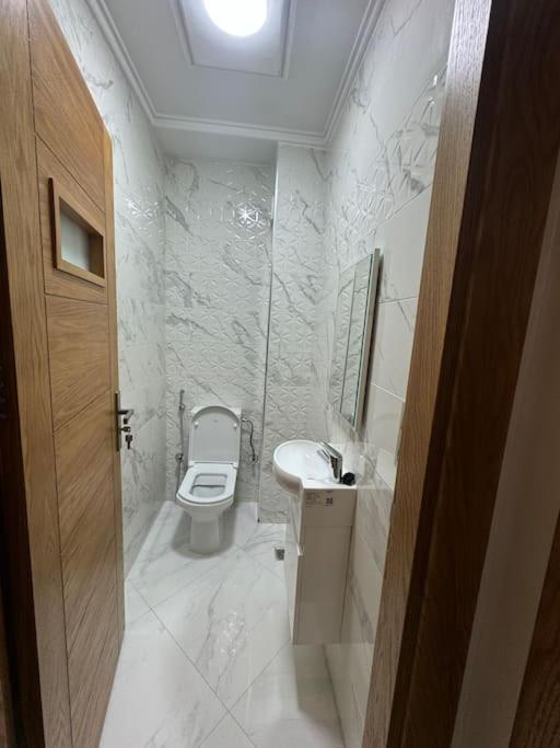 Family-Sized Cosy Apartment Larache Exteriör bild