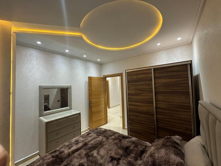 Family-Sized Cosy Apartment Larache Exteriör bild