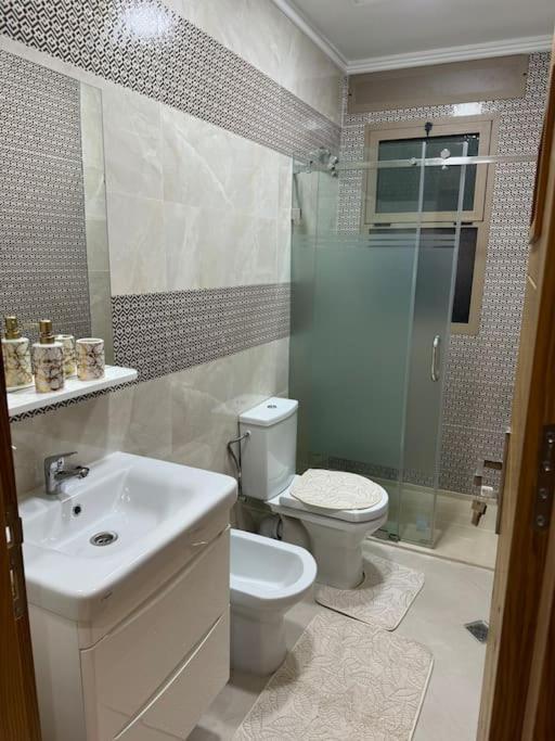 Family-Sized Cosy Apartment Larache Exteriör bild