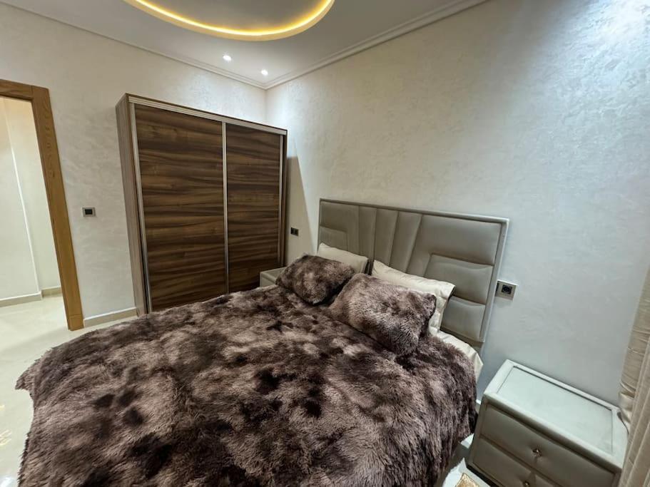 Family-Sized Cosy Apartment Larache Exteriör bild